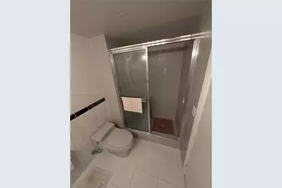 11930 N Bayshore Dr #502, North Miami, FL 33181 - Photo 8