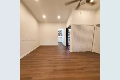 1211 S Independence Dr #1211E, Homestead, FL 33034 - Photo 2