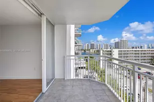 18021 Biscayne Blvd, Aventura, FL 33160 - Photo 22