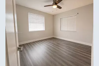 25 W 4th St #201, Hialeah, FL 33010 - Photo 10