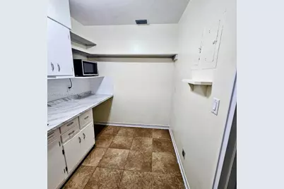 1051 SW 72nd Ct, Miami, FL 33144 - Photo 6