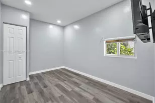 609 N 46th Ave, Hollywood, FL 33021 - Photo 12