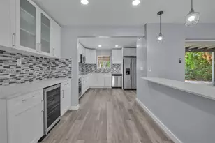 609 N 46th Ave, Hollywood, FL 33021 - Photo 6