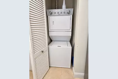 888 Brickell Key Dr #3007, Miami, FL 33131 - Photo 6