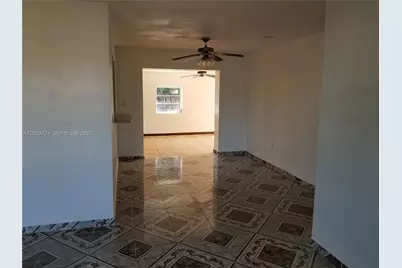17131 NW 10th Ct, Miami Gardens, FL 33169 - Photo 2