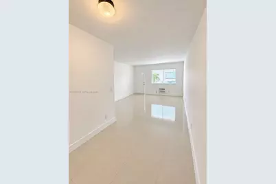 8215 Crespi Blvd #2, Miami Beach, FL 33141 - Photo 2