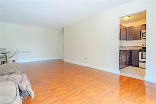 482 NW 165th St Rd, Miami, FL 33169 - Photo 24