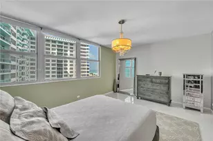 5055 Collins Ave, Miami Beach, FL 33140 - Photo 14