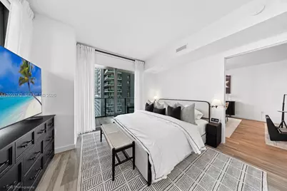 1300 S Miami Ave #2310, Miami, FL 33130 - Photo 10