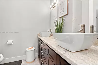 13225 NW 7th Dr, Plantation, FL 33325 - Photo 20