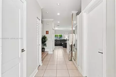 13225 NW 7th Dr, Plantation, FL 33325 - Photo 4