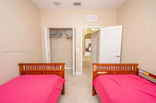 8815 NW 116th Ct, Doral, FL 33178 - Photo 28