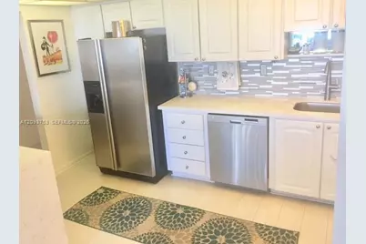 19390 Collins Ave #1502, Sunny Isles Beach, FL 33160 - Photo 8