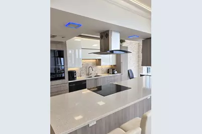 21205 Yacht Club Dr #3105, Aventura, FL 33180 - Photo 2