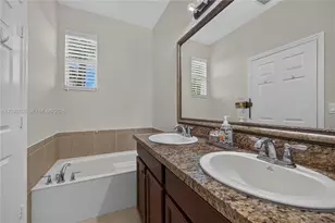 14731 SW 15th Ct, Pembroke Pines, FL 33027 - Photo 30