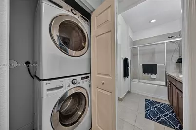 14731 SW 15th Ct, Pembroke Pines, FL 33027 - Photo 38