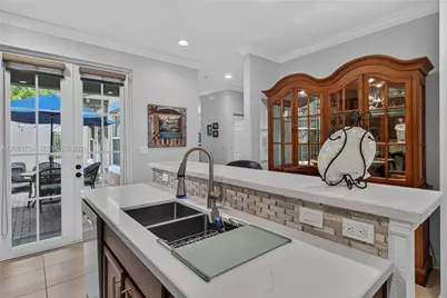 14731 SW 15th Ct, Pembroke Pines, FL 33027 - Photo 16