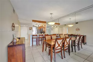 2226 N Cypress Bend Dr, Pompano Beach, FL 33069 - Photo 10