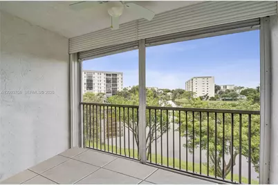 2226 N Cypress Bend Dr #408, Pompano Beach, FL 33069 - Photo 18