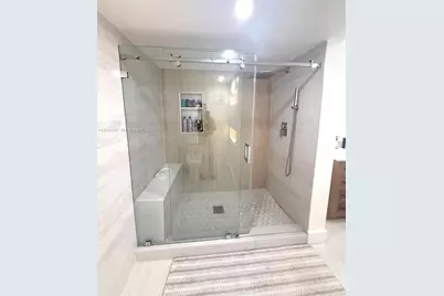 9735 NW 52nd St #420, Doral, FL 33178 - Photo 26