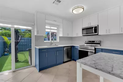 6420 SW 129th Pl #202, Miami, FL 33183 - Photo 12