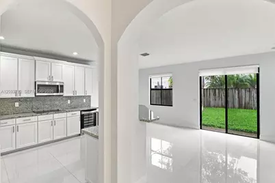 8770 NW 99th Path #0, Doral, FL 33178 - Photo 12