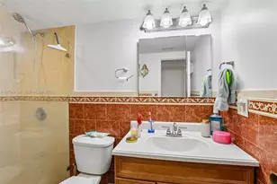 1825 W 44th Pl, Hialeah, FL 33012 - Photo 20