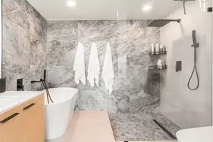 7910 Harbor Island Dr, North Bay Village, FL 33141 - Photo 14