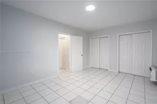 7640 Carlyle Ave, Miami Beach, FL 33141 - Photo 10