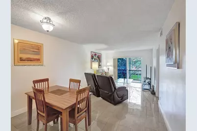 8962 S Hollybrook Blvd #303, Pembroke Pines, FL 33025 - Photo 20