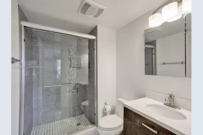 8962 S Hollybrook Blvd #303, Pembroke Pines, FL 33025 - Photo 8