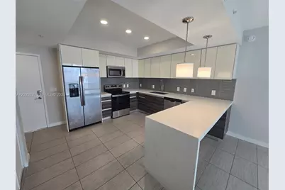 117 SW 10th Street #1702, Miami, FL 33130 - Photo 10