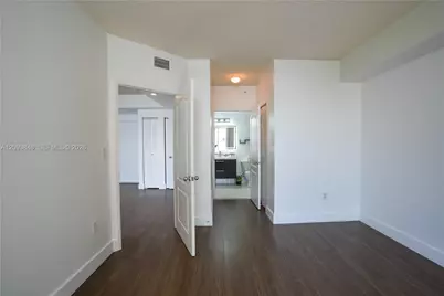 5077 NW 7th St #904, Miami, FL 33126 - Photo 14