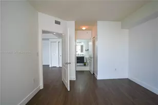 5077 NW 7th St, Miami, FL 33126 - Photo 14
