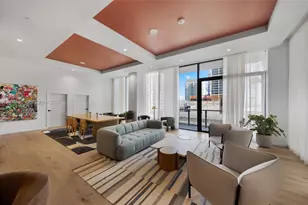 11 NE 6th St, Miami, FL 33132 - Photo 46