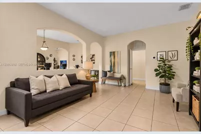 [Address not provided], Hialeah, FL 33018 - Photo 6