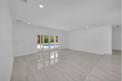 13840 SW 74th Ave, Palmetto Bay, FL 33158 - Photo 6