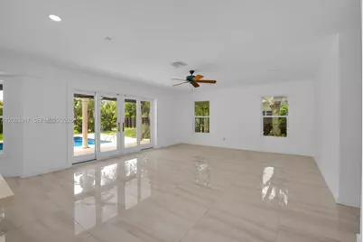 13840 SW 74th Ave, Palmetto Bay, FL 33158 - Photo 4