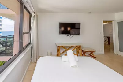 5225 Collins Ave #1114, Miami Beach, FL 33140 - Photo 22