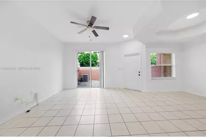 642 SW 106th Ave #1514, Pembroke Pines, FL 33025 - Photo 8