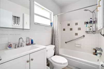 1824 Monroe St #10, Hollywood, FL 33020 - Photo 14