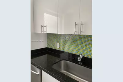 7725 Carlyle Ave #6, Miami Beach, FL 33141 - Photo 8