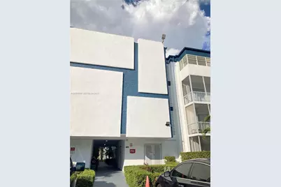 9159 SW 77th Ave #211, Miami, FL 33156 - Photo 1