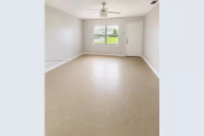 539 Sabal Palm Dr, Lake Park, FL 33403 - Photo 4