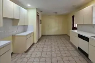 3950 SW 4th St, Miami, FL 33134 - Photo 6