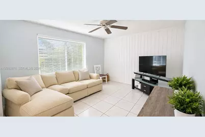 9760 SW 211th St, Cutler Bay, FL 33189 - Photo 6