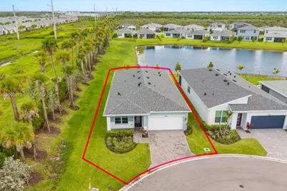8996 SW Remy Ln, Port Saint Lucie, FL 34987 - Photo 4