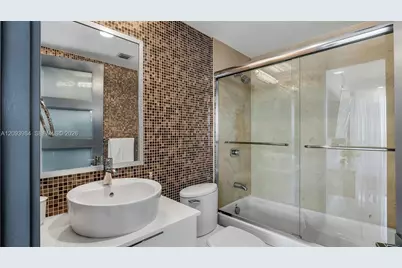 5875 Collins Ave #1707, Miami Beach, FL 33140 - Photo 24