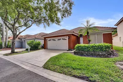 1014 Aspri Way, Palm Beach Gardens, FL 33418 - Photo 2