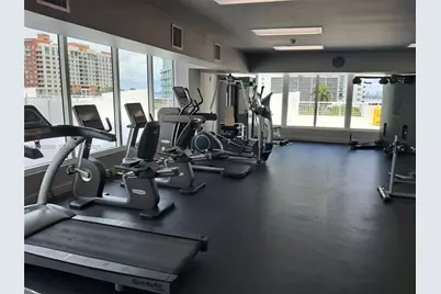 275 NE 18th St #1409, Miami, FL 33132 - Photo 12